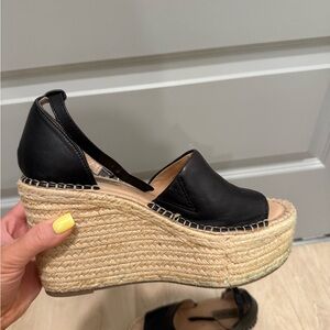 Steve Madden Sway Leather Black Wedge Sandals